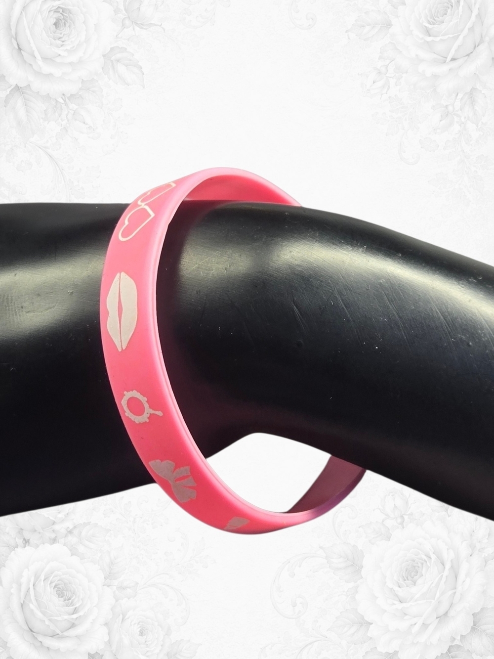 Pink Silicone Icon Bangle Bracelet Girlie Lips Love Theme